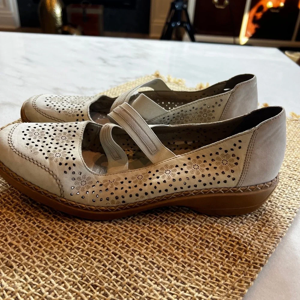 Rieker Antistress Floral Cutout Mary‎ Jane Comfort Shoes - EU 42 - US 10.5